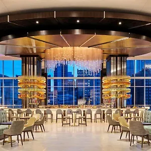 Loews Kansas 4*
