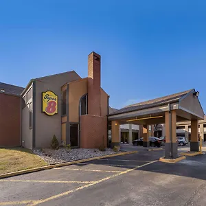 Motel Super 8 By Wyndham Kansas Airport North 2*