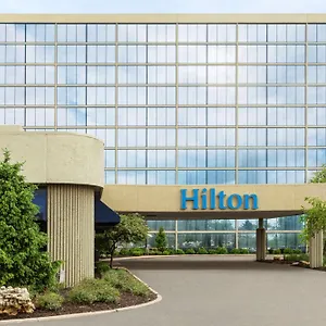 Hilton Kansas Airport Hotel