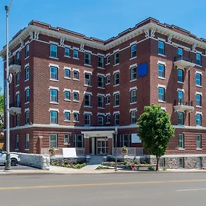 Quality & Kansas Downtown Otel