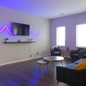 Spacious Midtown 2 Bed 2 Bath Near Downtown Kc * Kansas City