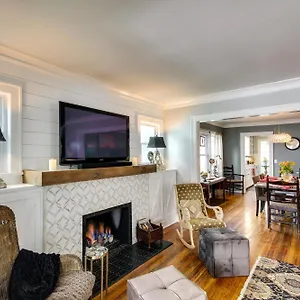 Holiday home Charming Kansas 5 Mi To Downtown