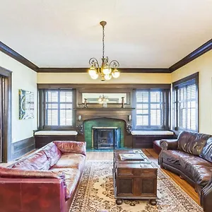 Dom wakacyjny 449 Massive 5 Bedroom Downtown Kansas City