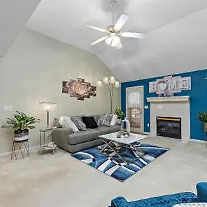 Holiday home Beautiful Townhome 11 Minutes To Downtown Townhouse Kansas City