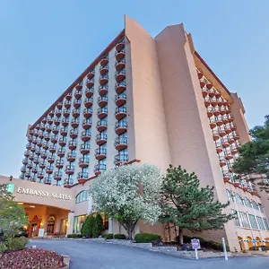 Embassy By Hilton Plaza 4*