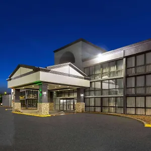 酒店 堪萨斯城东北贝斯韦斯特必住普拉斯酒店 3*