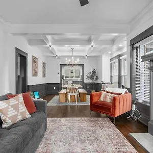 Walnut Remodeled Modern 5br Walkable King Bed * Kansas City