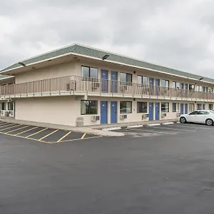 Hotel 6 Kansas City, Mo - Airport 2*